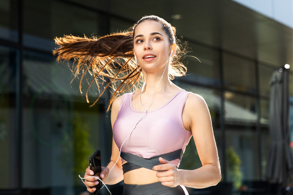 Escova Orgânica e Suor: Como Proteger os Fios Durante o Exercício?